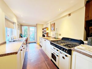 Kitchen- click for photo gallery